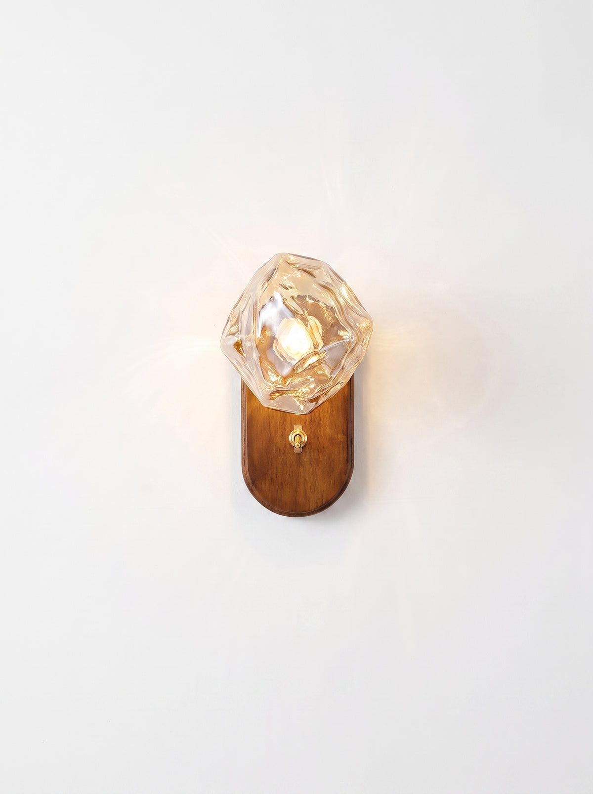 Ambre Wood Wall Sconce